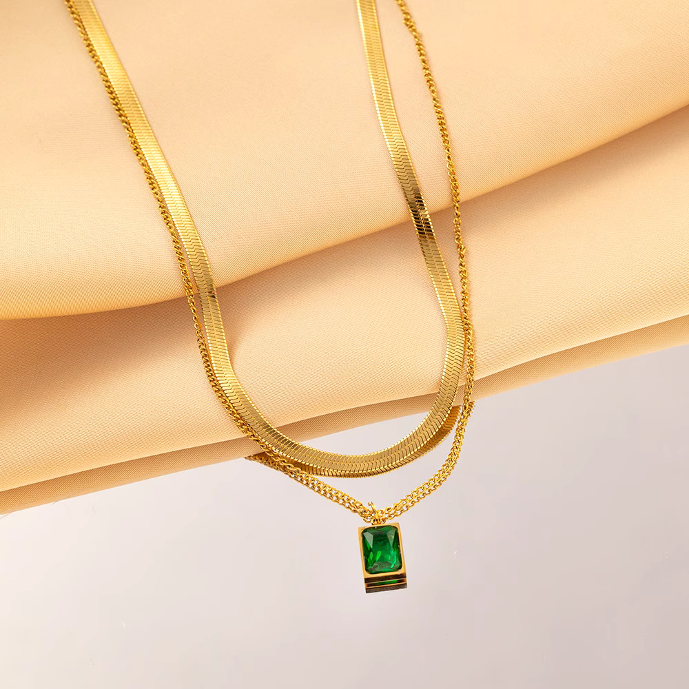 GREEN STONE