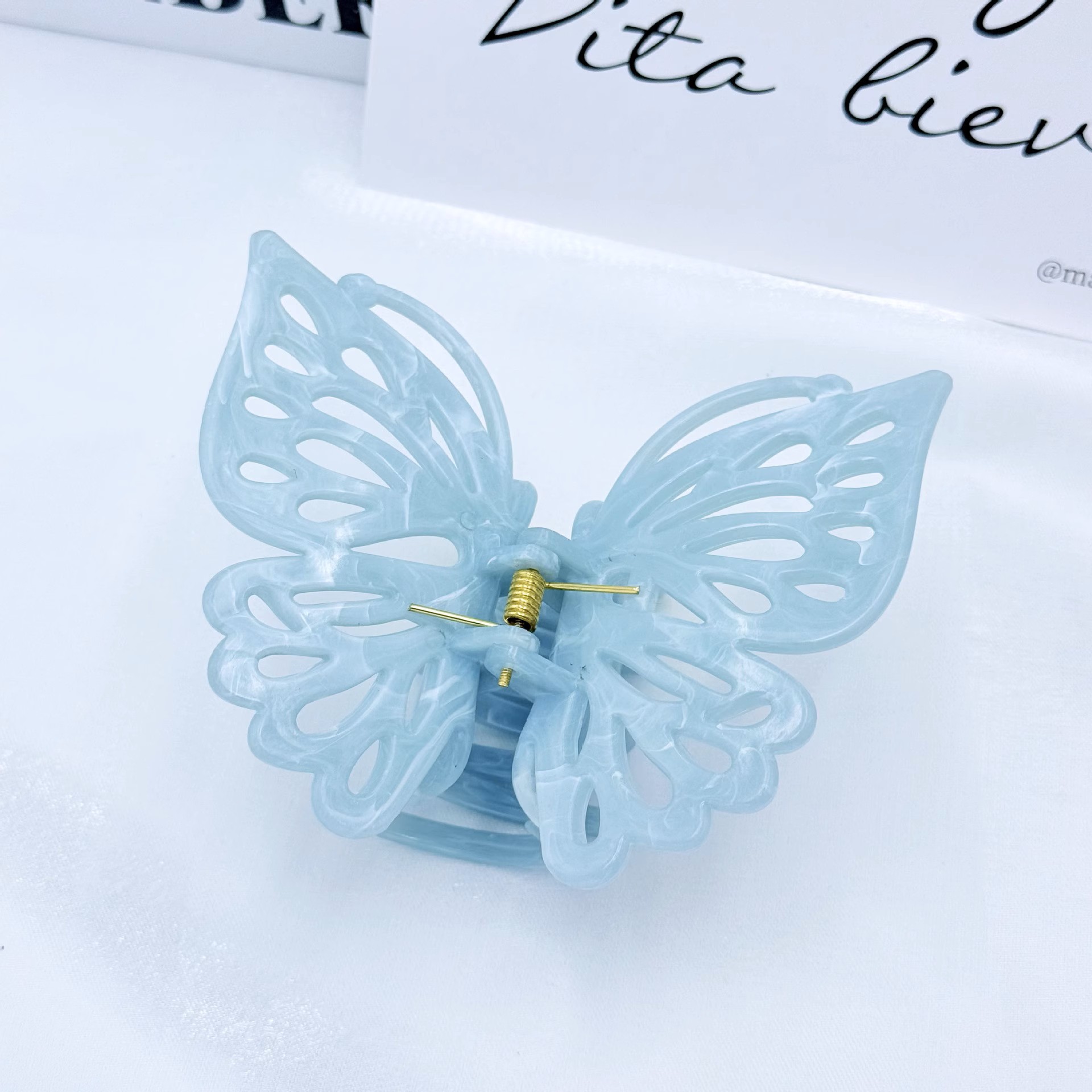 MATTE LIGHT BLUE