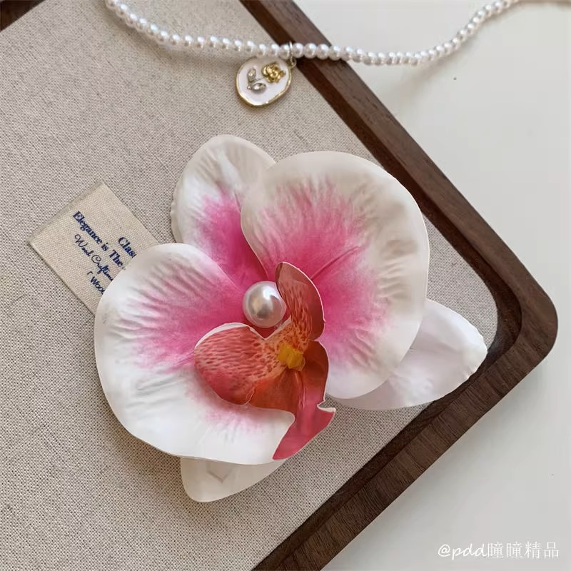 WHITE PINK