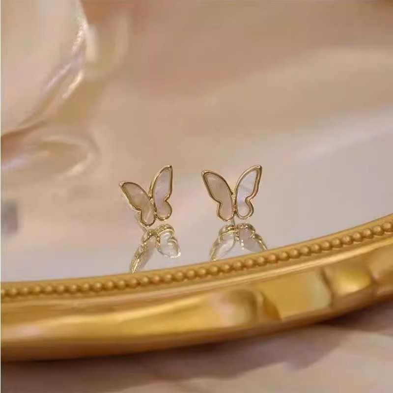 WHITE BUTTERFLY
